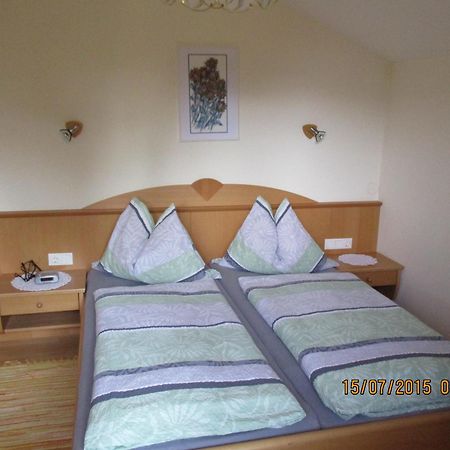 Gaestehaus Schwaiger มาริอัปฟาร์ ห้อง รูปภาพ
